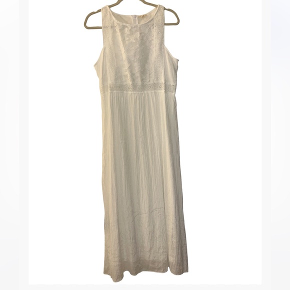 Kings Road Dresses & Skirts - White maxi dress